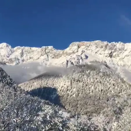 Bergromantik Charme Mit Einer Infrarotkabine Und Bergblick Апартаменты